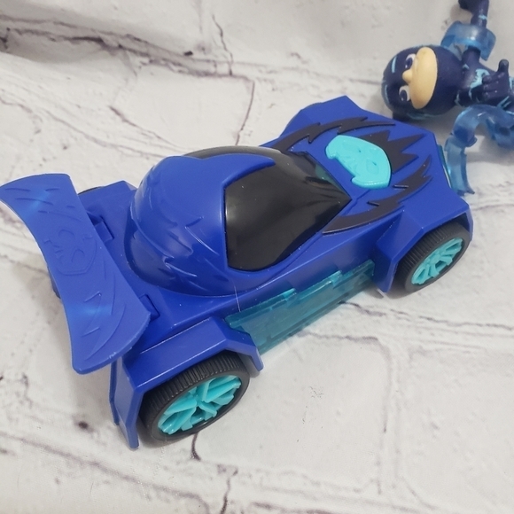 PJ Masks Glowheeler Cat Car And Figure Set Sounds Lights Pullback Just Play - Picture 4 of 12